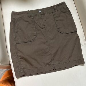 LOFT Petites olive green Mini Skirt 0P
